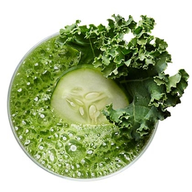 Zeleni sok od kelja i krastavaca sadrži velik udio željeza