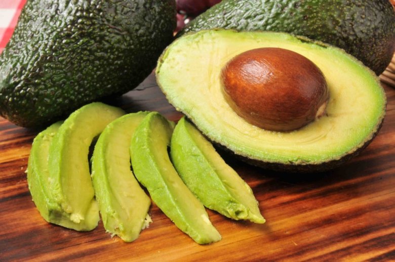 Avokado je bogat omega-3 masnim kiselinama, jako je zdrav, a još je k tome i afrodizijak